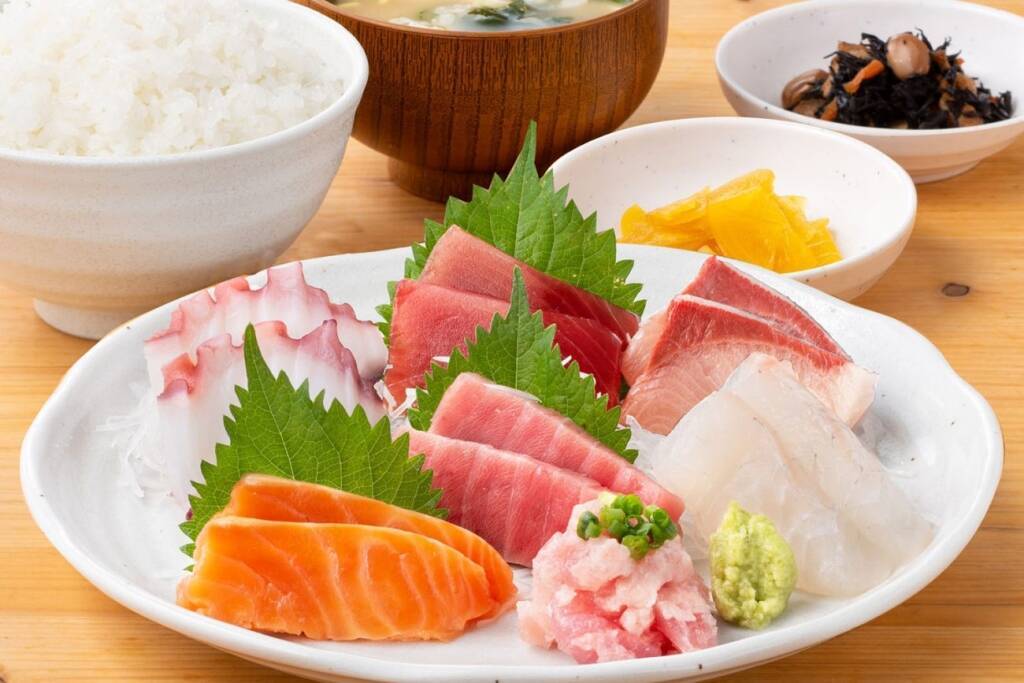 【全定食200円引き】4日間限定のイベント開催　米の量が最大「800グラム」まで増量できる昭和な大衆食堂がオープン