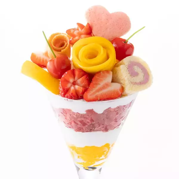 「【タカノフルーツパーラー】花束がモチーフの母の日限定パフェ全9種が登場」の画像