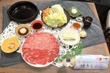 「木曽路、しゃぶしゃぶ肉を鉄板で味わう新提案「焼きしゃぶ」発売 / 2種のたれで楽しむ夏限定メニュー3,900円～」の画像3