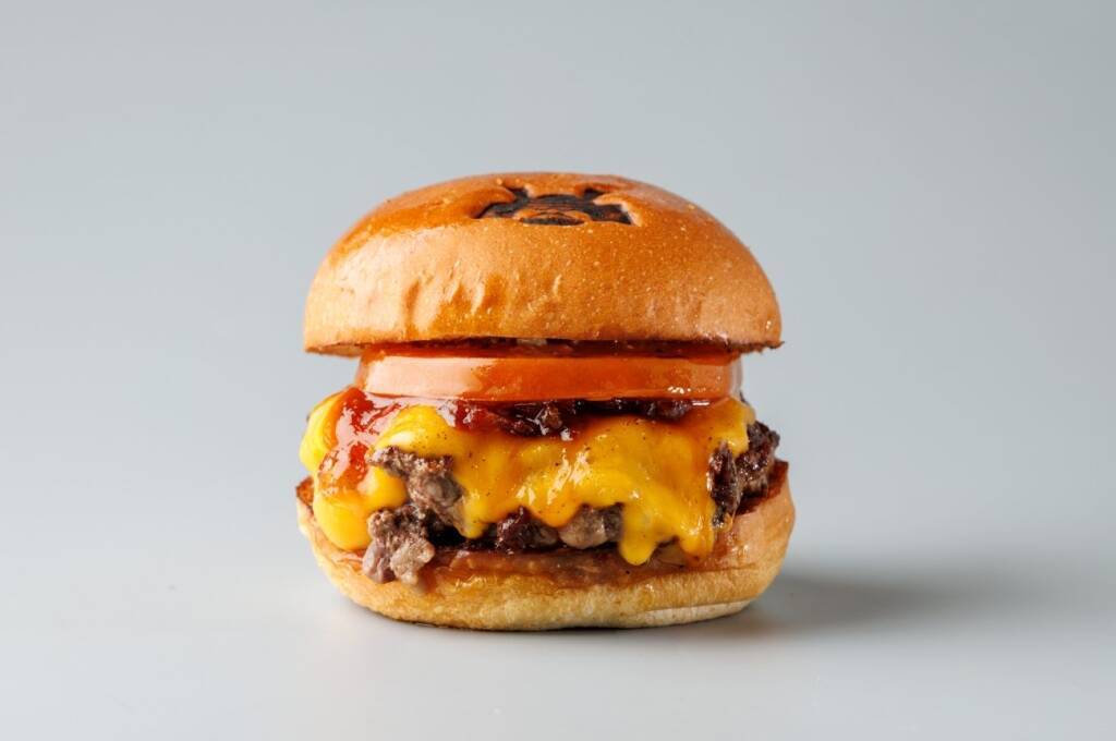 WBCファンフェスタに世界6位の「和牛バーガー」が登場、人気のワンハンドピザも【SHOGUN BURGER ＆ SHOGUN PIZZA】