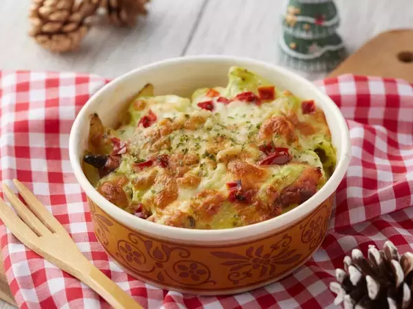 「ミニストップ、チキン割引や「ケーキ」など新商品多数、「スマイル♪ クリスマスパーティー!」第2弾、「極旨フライドチキン」「ジューシーチキン」を12月15日から1本20円引き、そのほか「天空の抹茶ツリーケーキ」や「チキン&チェダーソースポテト」など発売」の画像