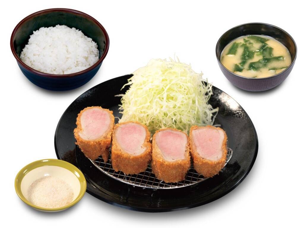 【松のや】新メニュー「極厚レアヒレかつ定食」発売、低温調理で“劇的しっとり新次元食感”