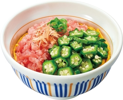 【なか卯】「かつお節オクラまぐろたたき丼」を新発売、かつお節とオクラがまぐろの旨みを引き立てる夏らしい一杯