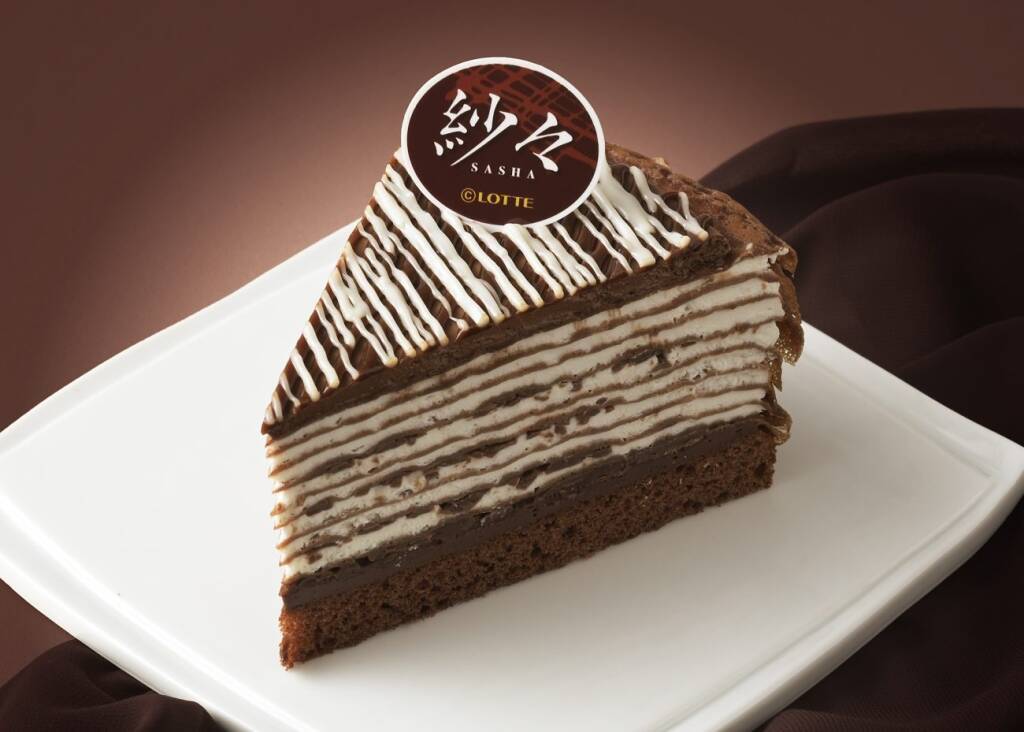 銀座コージーコーナー「紗々ミルクレープ(抹茶ティラミス)」発売、ロッテ「紗々」発売30周年記念コラボ