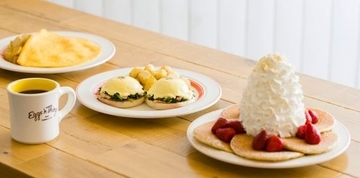 エッグスンシングス福袋2023内容公開、ジュートバッグにマグカップ・ブランケットやミールチケット、12月8日からオンライン予約