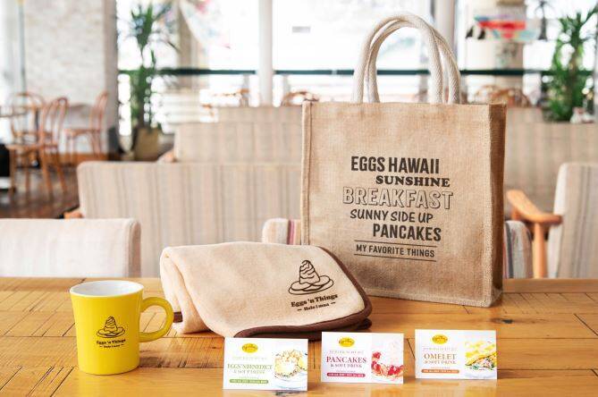 エッグスンシングス福袋2023内容公開、ジュートバッグにマグカップ・ブランケットやミールチケット、12月8日からオンライン予約