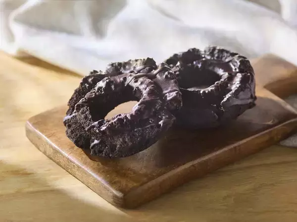 「【タリーズコーヒー】バレンタインシーズン限定ドリンク発売  / 「ホワイトショコラオランジュラテ」、チェリーボンボンミルクティーなど」の画像