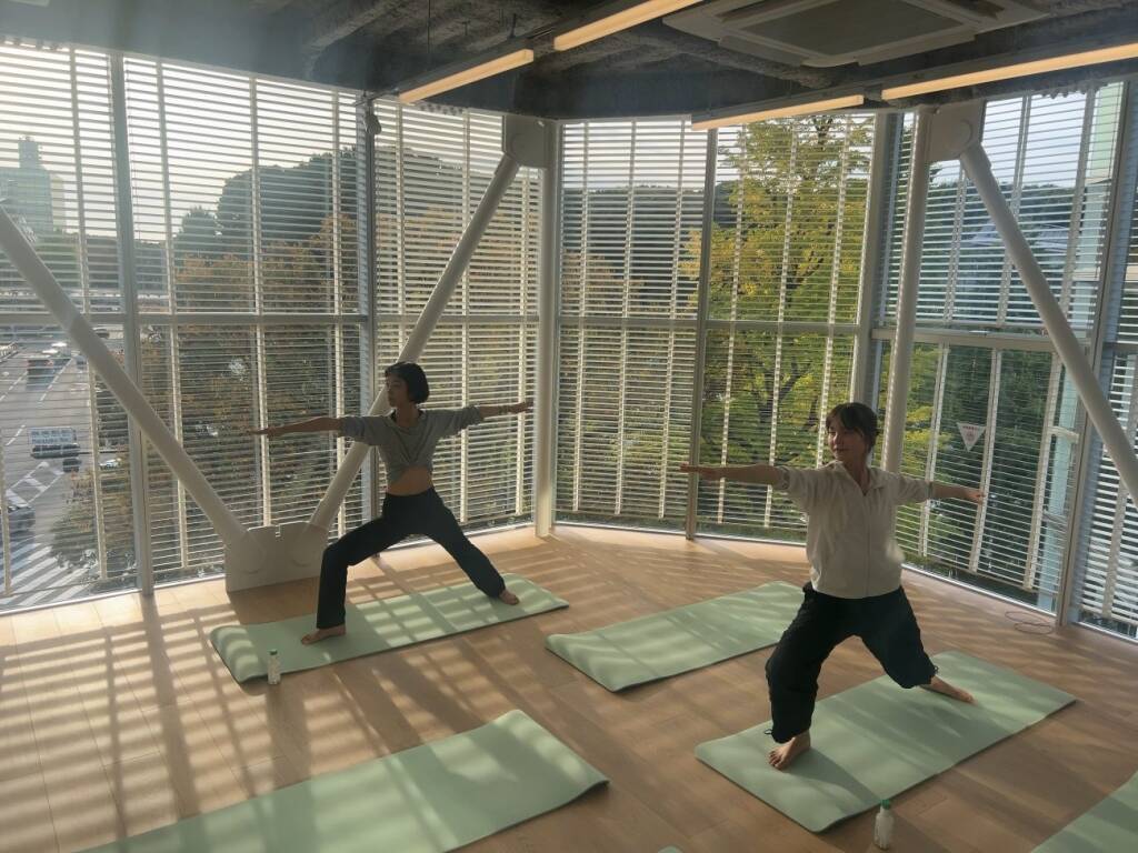 「THE MATCHA TOKYO」旗艦店が原宿にオープン、カフェのほか茶室やヨガも楽しめる抹茶の体験空間