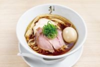 醤油らぁ麺「880円」が「500円」で食べられる、背脂醤油らぁ麺も「500円」　看板メニューが両方ワンコイン【記念イベント開催】