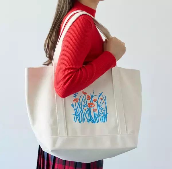 【福袋】Afternoon Tea、バッグに紅茶とクッキーを詰め合わせ 「ニューイヤーズバッグ2026」予約販売【ティールーム】