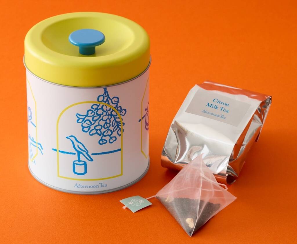 【福袋】Afternoon Tea、バッグに紅茶とクッキーを詰め合わせ 「ニューイヤーズバッグ2026」予約販売【ティールーム】