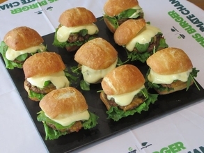 植物肉“ビヨンドミート”、カスミ・マルエツ・マックスバリュ関東で販売開始、「ビヨンドビーフ」とベーカリー・デリカ商品/USMH