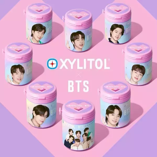 「キシリトール×BTS「プレミアム缶〈スマイルソーダ〉」12月20日発売へ、缶体デザイン4種類、板ガム個包装10種類/ロッテ」の画像