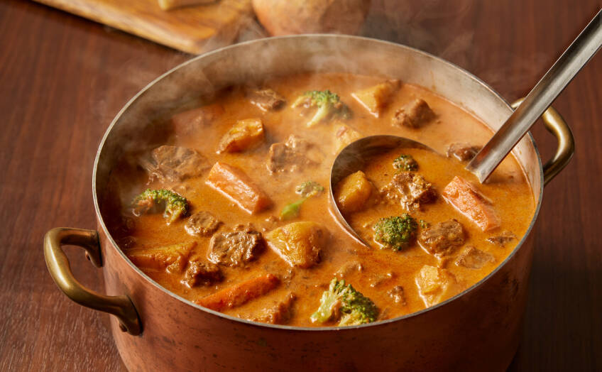 冬の一番人気「温野菜とチーズのブラウンシチュー」販売開始、冬季限定「オマール海老ソースと帆立のケイジャン風フリカッセ」も【スープストックトーキョー】