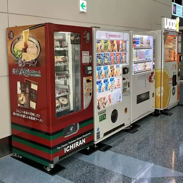 「【一蘭】みやげ専用の自動販売機、羽田空港に設置/ 空港への設置は初」の画像