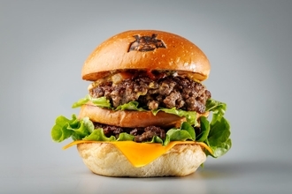 和牛240グラムのハンバーガー「BIG SHOCK」発売　世界6位受賞の人気店から新商品