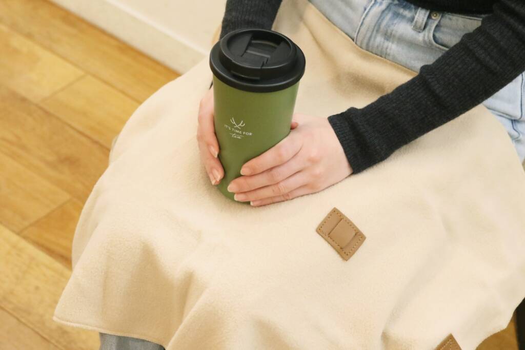 ティーストア「ジ アレイ」2025年福袋発売、3200円「HAPPY BAG」と4800円「NEW YEAR BAG」、ドリンクチケットなど詰め合わせ/THE ALLEY