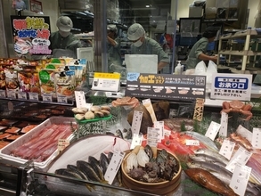 サミット、新店舗「月島3丁目店」をオープン　鮮度感ある商品と惣菜など充実させた店舗