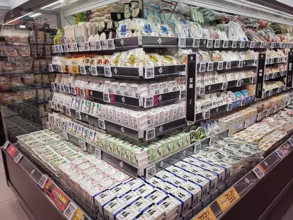 【大豆加工品業界動向】豆腐業界は包材高騰の対応に迫られる