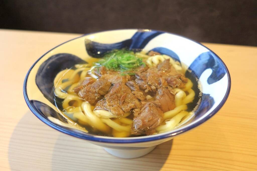 焼肉きんぐの物語コーポ、うどん市場参入　「4玉まで同価格」「フルサービス」「もっちり讃岐」でチェーン化狙う