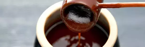 「井筒まい泉、期間限定「オムかつ丼デミソース」発売/ とろとろたまご×デミグラスソース “洋風かつ丼”新登場」の画像