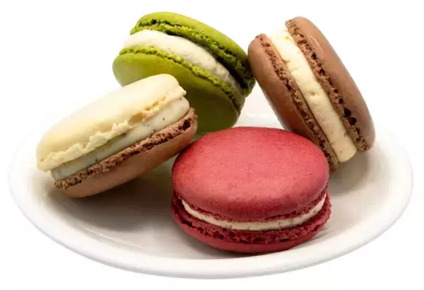 「【赤城乳業】アイスパフェシリーズを刷新!『パティスリーRyoura』の菅又亮輔シェフが監修した「スペシャルパフェ」シリーズとして全国発売開始」の画像