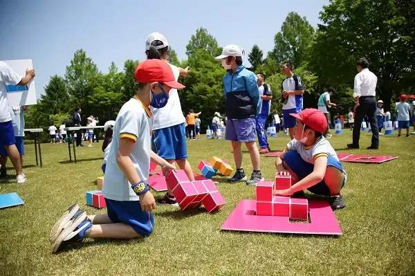 モンテディオ山形の地域交流イベントに知育アプリ『シンクシンク』のコンテンツが登場