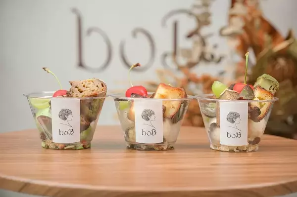 【東京都】「boB」原宿店で夏限定「半熟あいすカヌレ」の販売開始！先着20名に無料配布も