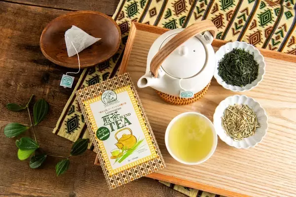 「ブータンのレモングラスと国産有機緑茶をブレンドした「煎茶ブレンドティー」発売！」の画像