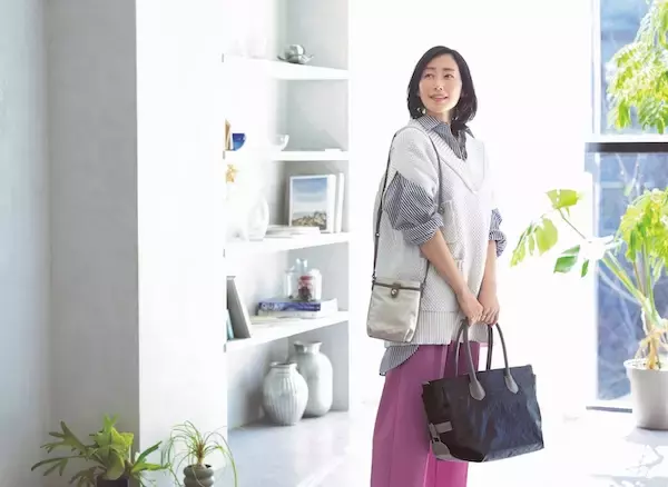 木村多江さん×Y'SACCS！旅するように楽しむ 日々のおしゃれ＆快適バッグを新発売