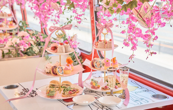 【東京都】『ファッション・フリーク・ショー』の舞台とバスツアーのコラボチケットが発売！