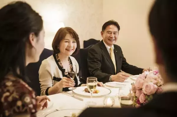 リーガロイヤルホテル広島の「母の日」「父の日」の特別プラン＆大人のスイーツに注目