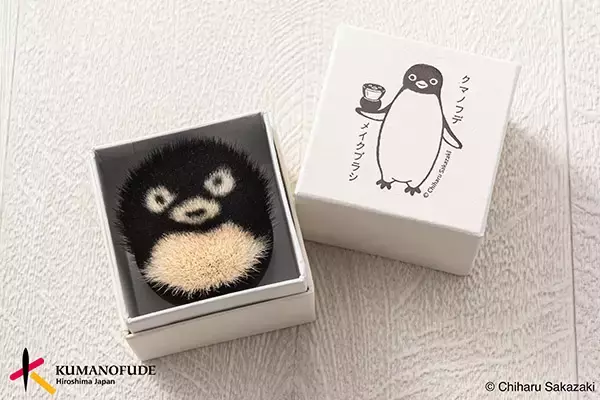 坂崎千春デザインの「ペンギンクマノフデ(熊野筆)」が新登場！