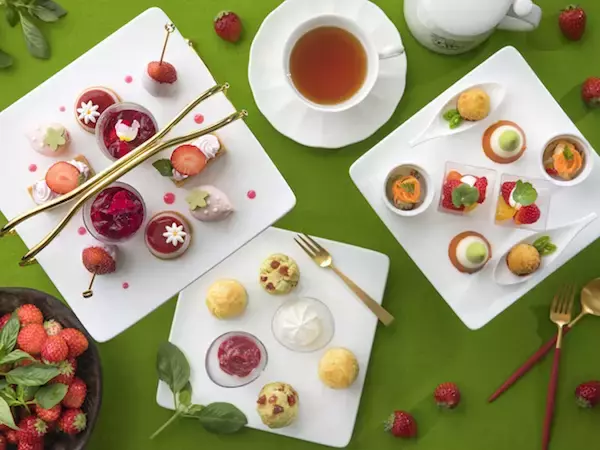 ホテル専用ハウスで収穫された夏いちごを使ったアフタヌーンティーが登場