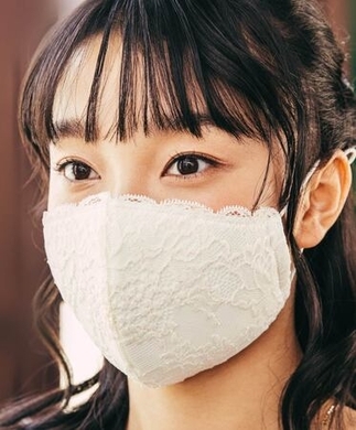 エレガントなマスクを作ろう 出来上がったレースのマスクがどうもブラジャーに見えてしまう 年2月21日 エキサイトニュース