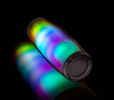 「多彩に変わる光でシーンを盛り上げる！イルミネーション搭載スピーカー登場」の画像1