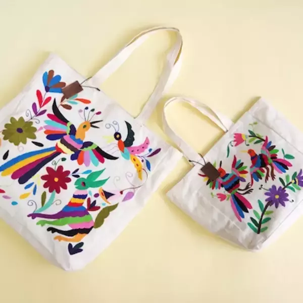 伝統的なオトミ刺繍で作った、ぬくもりを感じるデザインのトートバッグが新発売！