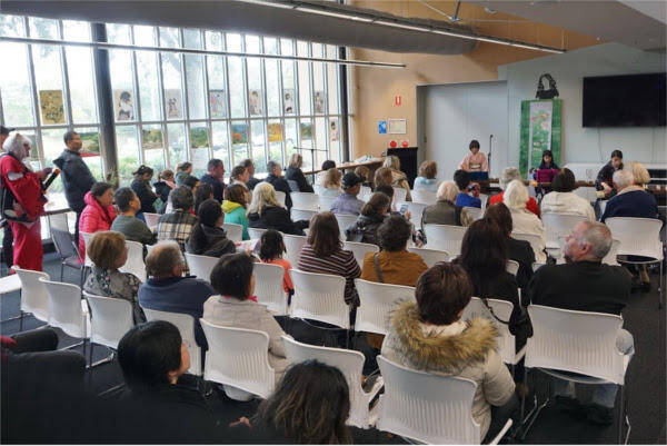 留学先での英語力アップの近道！ネイティブスピーカーと話すには？