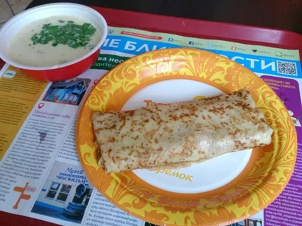 ロシア 伝統料理ブリヌイ専門のファーストフード店「テレモック」