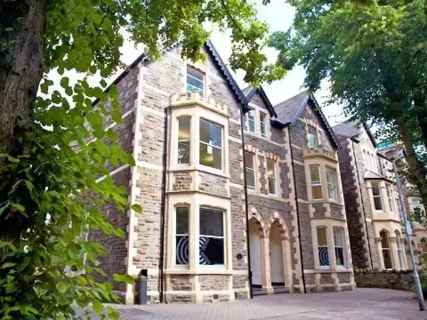 「【厳選特集：イギリス編】社会人にオススメの語学学校」の画像