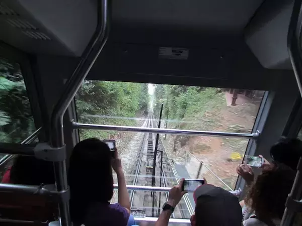 「ケーブルカーで登山気分！ペナン島で標高が一番高いペナンヒルへ行こう」の画像