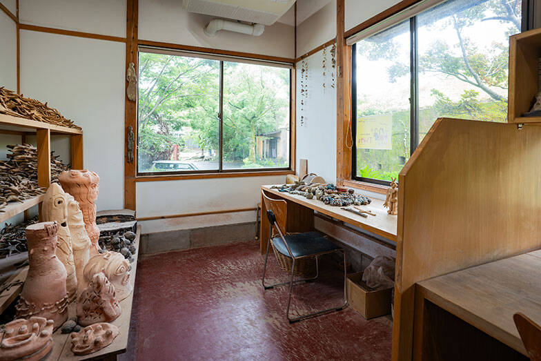 知的障がい者支援施設の中にある大人気の森のレストラン、常連「マニュアル的じゃないのがいい」。地域共生で福祉の常識変える鹿児島「しょうぶ学園」が素敵すぎる