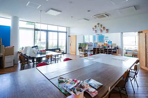 「知的障がい者支援施設の中にある大人気の森のレストラン、常連「マニュアル的じゃないのがいい」。地域共生で福祉の常識変える鹿児島「しょうぶ学園」が素敵すぎる」の画像