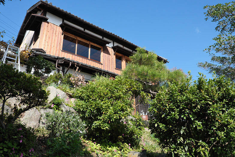 「ひろしま国際建築祭2025」初開催で20万人が熱狂。尾道・福山で巡る安藤忠雄、坂 茂ら建築界レジェンドの展示の数々【建築ライターがレポート】