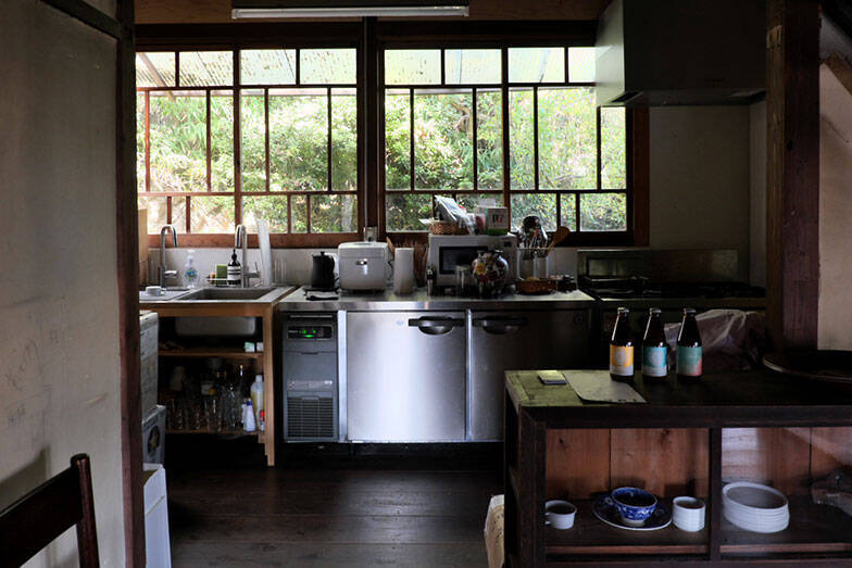 「ひろしま国際建築祭2025」初開催で20万人が熱狂。尾道・福山で巡る安藤忠雄、坂 茂ら建築界レジェンドの展示の数々【建築ライターがレポート】