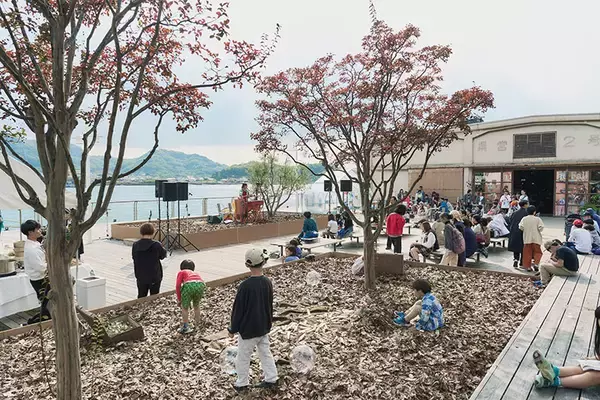 「「ひろしま国際建築祭2025」初開催で20万人が熱狂。尾道・福山で巡る安藤忠雄、坂 茂ら建築界レジェンドの展示の数々【建築ライターがレポート】」の画像