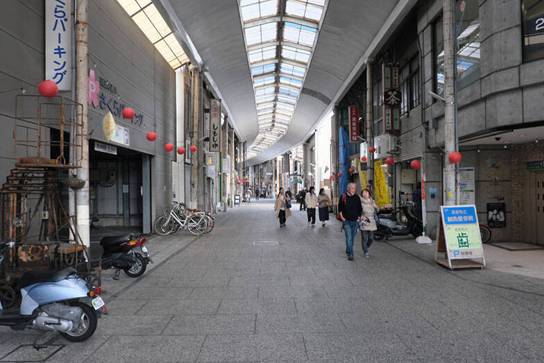 「ひろしま国際建築祭2025」初開催で20万人が熱狂。尾道・福山で巡る安藤忠雄、坂 茂ら建築界レジェンドの展示の数々【建築ライターがレポート】