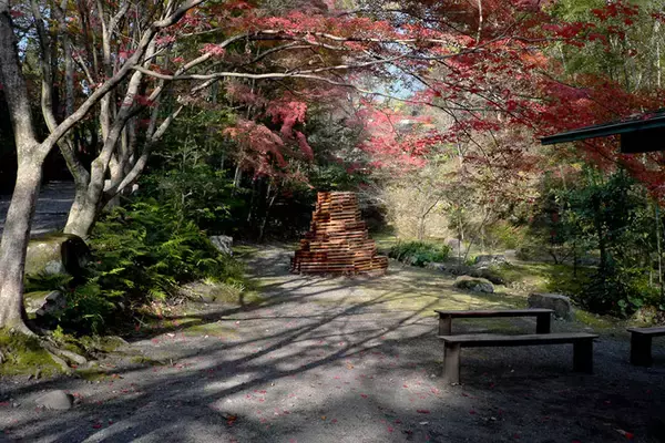 「「ひろしま国際建築祭2025」初開催で20万人が熱狂。尾道・福山で巡る安藤忠雄、坂 茂ら建築界レジェンドの展示の数々【建築ライターがレポート】」の画像