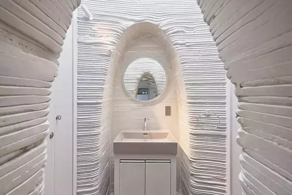 「日本初、2階建て「3Dプリンター住宅」誕生！ 造形はわずか10日、前例なき構造計算や法律の壁をどう突破したか　宮城県栗原市」の画像