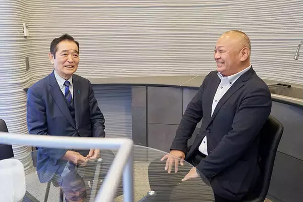 「日本初、2階建て「3Dプリンター住宅」誕生！ 造形はわずか10日、前例なき構造計算や法律の壁をどう突破したか　宮城県栗原市」の画像